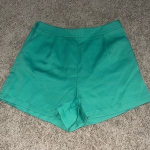 shein green fold pleated straight leg shorts